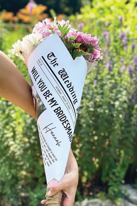 Will You Be My Bridesmaid Proposal Newspaper Flower Bridesmaid - Etsy Canada Flower Bridesmaid Proposal, Bridesmaid Proposal Flowers, Junior Bridesmaid Proposal, Wedding Newspaper Template, Newspaper Flowers, Bridesmaid Hair Inspo, Posh Wedding, Wedding Newspaper, Proposal Photos