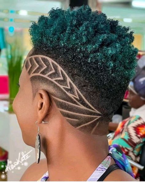 Mohawk Designs For Women, Bald Fade Designs, Women’s Haircut Designs, Hair Fade Designs, Fade Designs Women, Short Hair Designs For Women, Haircut Designs For Women Black, Female Haircut Designs, Shaved Side Designs