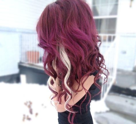 Cranberry with blonde peek chunks hair Magenta Hair, Dark Purple Hair, Hair Color Burgundy, Creative Hair, No Bad Days, Burgundy Hair, Hair Color And Cut, Hair Envy, Body Mods