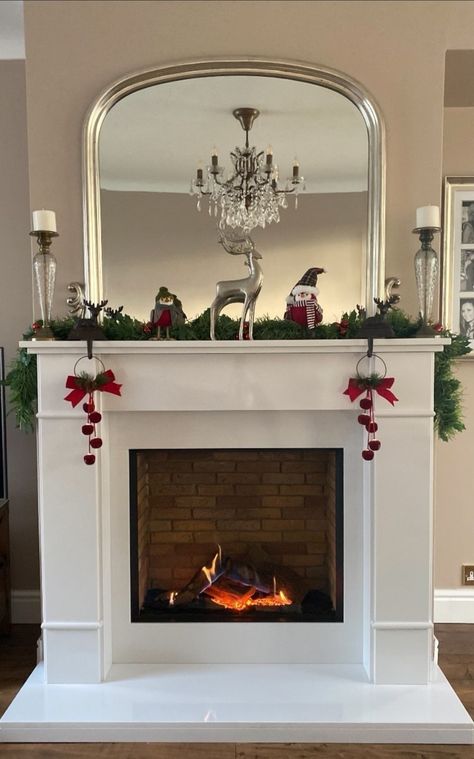 Flueless Gas Fire Living Rooms, Gas Fireplace Ideas, Paper Napkin Folding Ideas, Gas Fireplace Ideas Living Rooms, Living Flame Gas Fire, Victorian Lounge, Welcome Back Elf, Easy Thanksgiving Table Decor, Wall Gas Fires