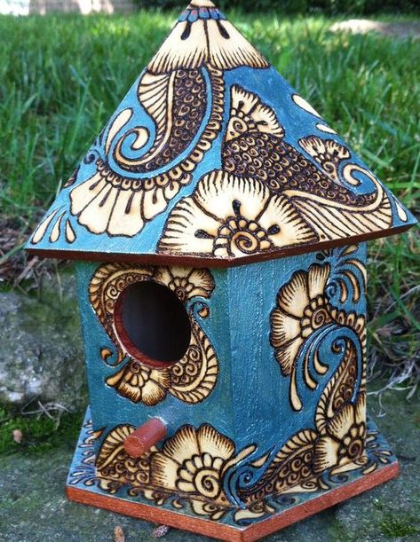 Woodburning Birdhouses, Pyrography Birdhouse, Pyrography Birds, Fairy Pyrography, Cottagecore Pyrography, Wood Burn Designs, Pyrography Art, Woodburning Projects, Got Wood