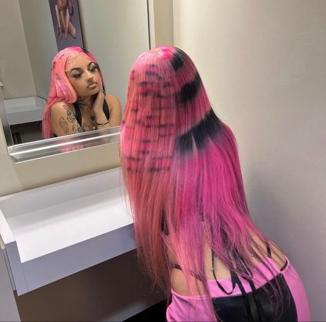 2000s Hair, Everything Is Beautiful, Creative Hair Color, Instagram Baddie, Dyed Hair Inspiration, Hair Techniques, Frontal Hairstyles, Pretty Hair Color, Clothes And Shoes