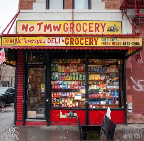 Vintage Grocery Stores, Bodega Aesthetic, New York Bodega, Nyc Bodega, Bodega Store, Market Aesthetic, San Myshuno, Grocery Store Design, Shop Facade