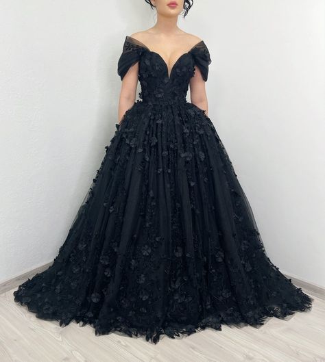 Lace Corset Wedding Dress, Black Wedding Dress Gothic, Prom Dress Elegant, Short White Dress Wedding, Black Wedding Gowns, Corset Wedding Dress, Knee Length Wedding Dress, Black Ball Gown, Off Shoulder Evening Dress