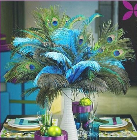 Peacock Party Theme, Peacock Party Decorations, Peacock Room Decor, Peacock Feather Decor, Peacock Living Room, Peacock Party, Peacock Wedding Theme, Peacock Christmas, Feather Centerpieces