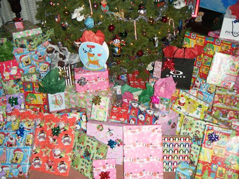 2000s Christmas, Nostalgia Christmas, Christmas Core, Christmas Nostalgia, Nostalgic Christmas, Nostalgic Pictures, Christmas Dreaming, Childhood Memories 2000, Tacky Christmas