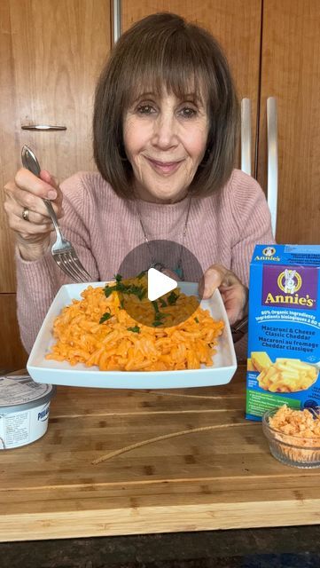 Rose Reisman on Instagram: "Sometimes we all need help from convenience items like boxed mac and cheese. This version from @blakelively amps up the flavour and nutrition with a few simple ingredients.   What mix-ins do you add? Let me know in the comments! See below for Blake’s recipe:  1 box instant mac and cheese (@annieshomegrown preferred) Cook pasta until al dente, add ¼ cup milk, 2 oz light cream cheese, 1 cup grated cheddar cheese and add package seasoning. Enjoy!  . . . #rosereisman #rosetip #cookbookauthor #chefathome #nutritionist #cookingathome #macandcheese #anniesmacandcheese #blakelively #annieshomegrown #recipehack" Better Boxed Mac And Cheese, Recipes Using Boxed Mac And Cheese, How To Make Boxed Mac And Cheese Better, Box Mac And Cheese Recipes, Upgraded Boxed Mac And Cheese, Boxed Mac N Cheese Upgrade, Mac And Cheese Add Ins Boxed, Annies Homegrown, Boxed Mac And Cheese