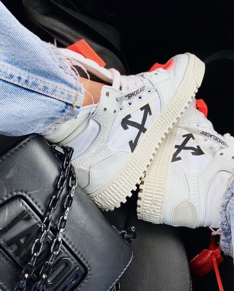 Dior Bag Outfit, Off White Sneakers, White Nike Shoes, Off White Shoes, Paris Mode, Hype Shoes, Shoe Inspo, Aesthetic Shoes, Only Shoes