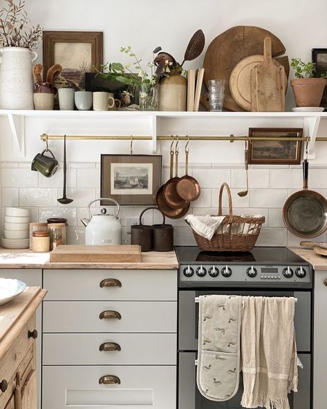 Cottage Shelves, Cottage Core Interior, Modern Cottage Kitchen, Spanish Apartment, Life Lately, Cottage Kitchens, Oxford Street, Farmhouse Style Kitchen, Cottage Kitchen