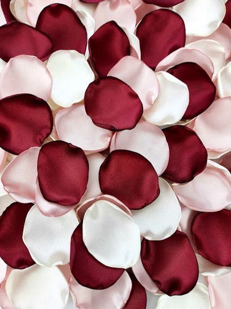 Burgundy Weding Blush Pink Ivory Rose Petals | Etsy Wedding Light Pink, Pink And Burgundy Wedding, Flower Pedals, Red Wedding Theme, Light Pink Wedding, Violet Wedding, Navy Blue Flowers, Red Rose Petals, Lilac Roses