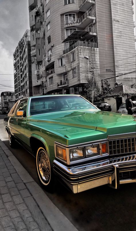 Cadillac Aesthetic, Cadillac Wallpaper, Old Cadillac, Chevy Caprice Classic, Vintage Cadillac, Fb Profile Photo, Deer Wallpaper, $b Wallpaper, Caprice Classic