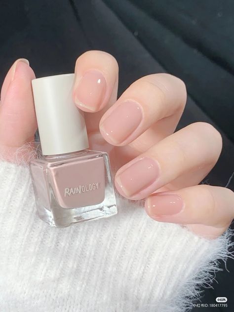 Natural Nails Aesthetic Korean, Classy Clear Nails, Beauty Hacks Nails, Hello Nails, Subtle Nails, Spring Nail Designs, Simple Gel Nails, Casual Nails, Blush Nails