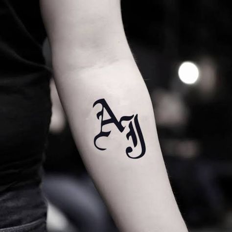 Aj Styles Tattoo, Lettering Tattoo Design, Name Tattoo On Hand, Tattoo Off, Alphabet Tattoo Designs, Tattoo Lettering Styles, Shiva Tattoo Design, Music Tattoo Designs, Lettering Tattoo