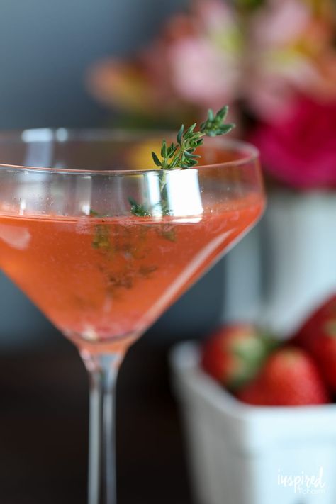 Strawberry Thyme Martini Romantic Drinks, Flirtini, Spring Cocktail, Special Drinks, Cocktail Martini, Inspired By Charm, Cranberry Cocktail, Martini Recipe, Spring Cocktails