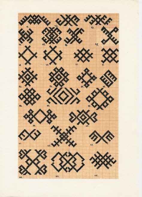 Lithuanian symbols Lithuanian Pagan Symbols, Lithuanian Symbols, Hand Palm Tattoos, Shipibo Pattern, Berber Tattoo, Animal Stencil Art, Polish Tattoos, Slavic Paganism, Pagan Symbols