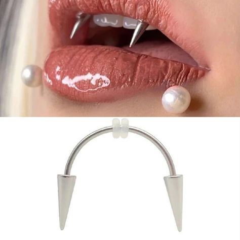 Gum Piercing Upper, Vampire Smiley Piercing, Smiley Piercing Fangs, Vampire Piercing, Fang Piercing, Fangs Piercing, Gum Piercing, Piercing Claims, Vamp Fangs