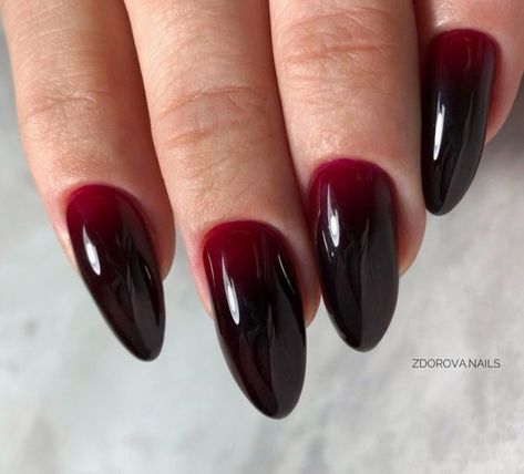 Red Black Ombre Nails Coffin, Vampire Fingernails, Red Black Ombre Nails Almond, Goth Nail Ideas Short, Short Vampy Nails, Vampy Nails Short, Red Black Chrome Nails, Red And Black Homecoming Nails, Nightwing Nails