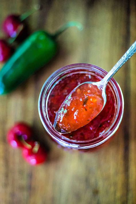 Jam With Liquid Pectin, Cherry Pepper Jelly, Easy Cream Cheese Appetizers, Cherry Jelly Recipes, Pepper Jelly Recipes, Blueberry Jam Recipe, Cream Cheese Appetizer, Hot Pepper Jelly, Homemade Jelly