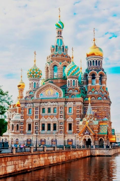 Travel Filter, Moscow Cathedral, Fall Filter, Famous Structures, Star Fort, App Filter, Byzantine Architecture, Famous Monuments, Russian Architecture