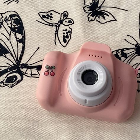 Toy Camera Aesthetic, Mini Camera Aesthetic, Pictures Of Cameras, Cam Aesthetic, Mini Digital Camera, Aesthetic Camera, Tiny Camera, Pink Camera, Birthday Festival