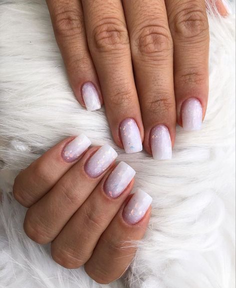 Milky Glitter Ombre Nails, Milky White Nails With Glitter Accent, Milky Ombre Nails With Glitter, Milky White And Glitter Nails, Glitter Milky Nails, Nokti 2023, Short Nails Milky White, Milky White Nails Glitter, Milky White Ombre Nails