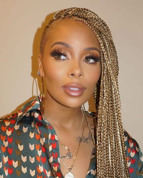 Feeling cute Eva Marcille Makeup, Eva Braids, Eva Marcille Braids, Box Braids Shaved Sides, Eva Marcille, Beyonce Hair, Lemonade Braids Hairstyles, Braids With Shaved Sides, Bohemian Hair