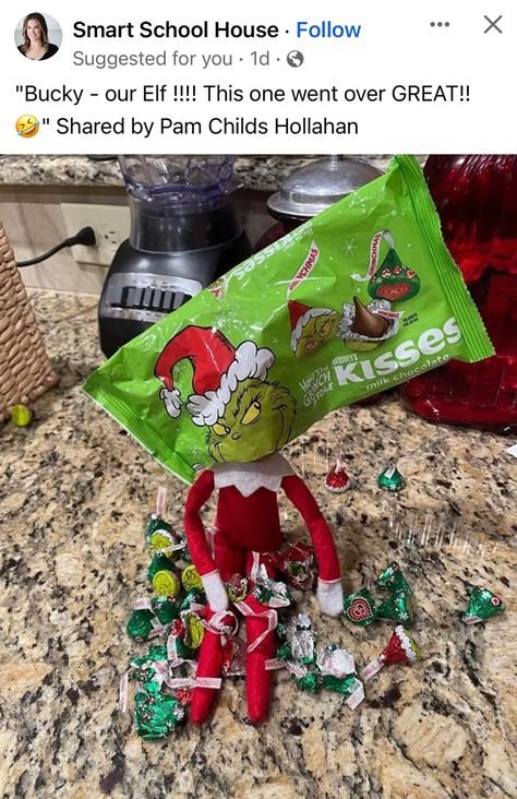 Perfect if you can that bag of kisses! Hersey Kisses, Elf Ideas Easy, Smart School House, Awesome Elf On The Shelf Ideas, Hershey Kiss, Xmas Elf, Elf Fun, Kisses Chocolate, Hershey Kisses