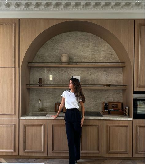 Arched Coffee Nook, Kitchen Drawers Ideas, Wrap Around Bar, Kitchen Garbage, Game Room Bar, Home Bar Designs, Classic Kitchen, Bar Room, Modern Kitchen Design Luxury