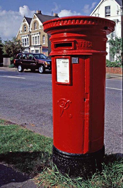 Victorian English mailbox ... I love those :-) Vintage Mailboxes, Antique Mailbox, Red Boxes, Vintage Mailbox, Unique Mailboxes, Keep Writing, Letter Boxes, Post Boxes, Mail Boxes