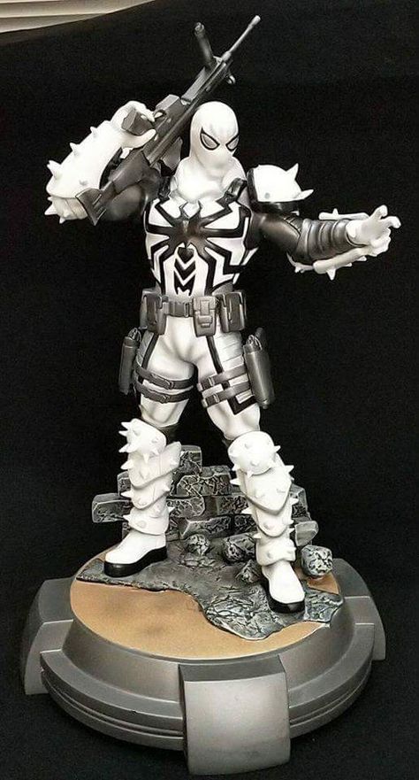 AGENT ANTI-VENOM painted prototype 2nd pass. Ready or needs work still? Yee Mi Tang Agent Anti Venom, Agent Venom Marvel, Anti Venom Marvel, Agent Venom, Anti Venom, Marvel Spider Gwen, Iron Man Action Figures, All Spiderman, Venom Spiderman