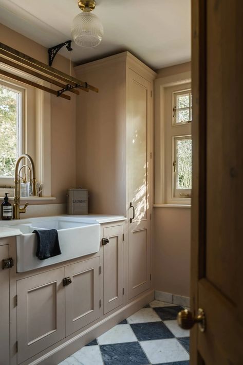 Country Utility Room - main image Country Utility Room, Country Laundry Room, Country Laundry, Boot Room Utility, Utility Space, Alcove Cabinets, Country Laundry Rooms, Pink Laundry Rooms, Old World Kitchens