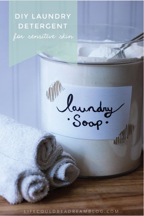 DIY Laundry Detergent For Sensitive Skin Borax Free Laundry Detergent, Laundry Detergent For Sensitive Skin, Detergent For Sensitive Skin, Diy Beauty Blender, Organic Laundry Detergent, Diy Detergent, Beauty Blender Cleaner, Savon Diy, Laundry Detergent Recipe