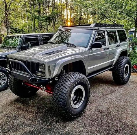 Silver Jeep, Mobil Rc, Jeep Zj, Jeep Xj Mods, Jeep Trailer, Overland Gear, Classic Ford Trucks, Old Jeep, Lifted Jeep