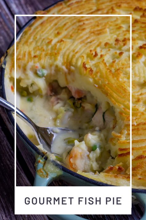 Fish Pie Sauce, Easy White Sauce, Cooking Tricks, Fancy Dishes, Potato Toppings, Fish Pie, Easy Pie Recipes, Creamed Potatoes, Smoked Fish