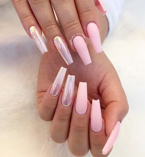 Pink Nail Art Designs, Pink Glitter Nails, Pink Nail Art, Coffin Shape Nails, Pearl Nails, Ballerina Nails, Pedicures, Coffin Nails Designs, Manicure E Pedicure