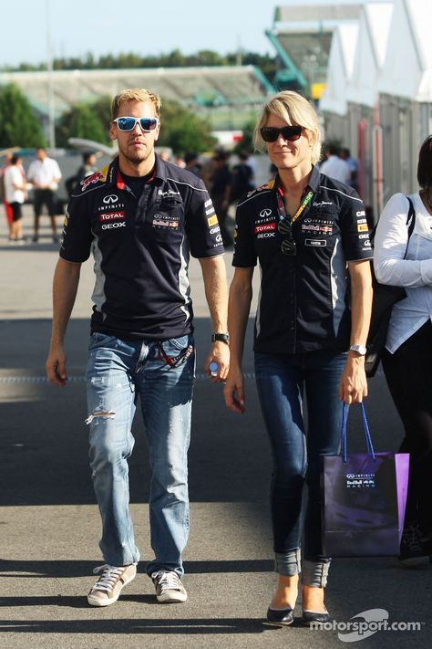 Sebastian Vettel, with Britta Roeske, Red Bull Racing Press Officer (Suzuka 2013) Britta Roeske, Sebastian Vettel Red Bull, Ferrari Shirt, Ferrari Scuderia, Sebastian Vettel, F1 Racing, Red Bull Racing, Red Bull, Formula 1