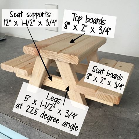 How to Build a Squirrel Picnic Table (a tutorial) Squirrel Gifts Ideas, Diy Squirrel Picnic Table Feeder, Wooden Wall Decor Diy, Squirrel Tables, Squirrel Bench, Squirrel Furniture, Squirrel Picnic Table Feeder, Diy Squirrel Feeder, Squirrel Feeder Diy