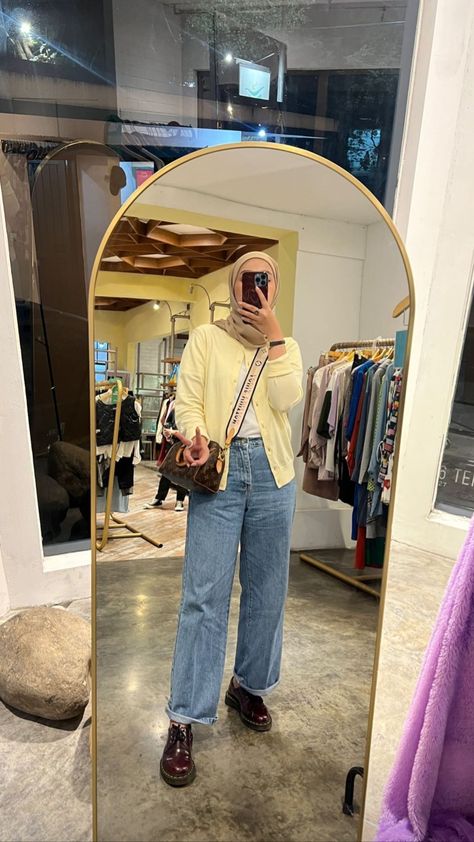 Cardigan Hijab Outfit, Outfit Cardigan Hijab, Jeans Hijab Outfit, Ootd Hijab Cardigan, Cardigan Outfit Hijab, Pastel Ootd, Dress Cardigan Outfit, Jeans Outfit Hijab, Outfit Hijab Ideas