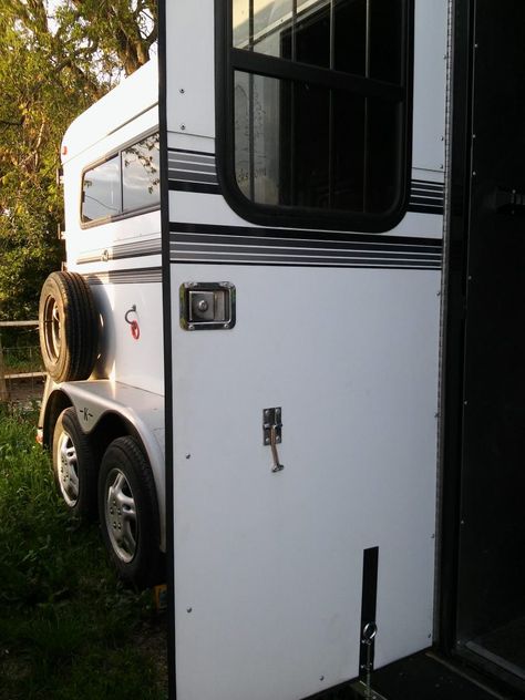 Outfitting a Horse Trailer – Horse Trail Chicks Horse Trailer Tack Room Ideas, Horse Trailer Hacks, Horse Trailer Organization, Tack Room Organization, First Horse, Trailer Organization, Trailer Interior, Horse Camp, Horse Ideas