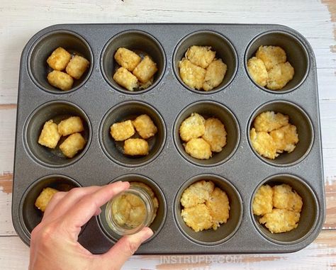 Tater Tot Muffins, Tater Tot Crust, Healthy Egg Muffins, Cake Mix Banana Bread, Breakfast Omelet, Egg Muffins Healthy, Breakfast Favorites, Egg Muffins Recipe, Muffins Breakfast