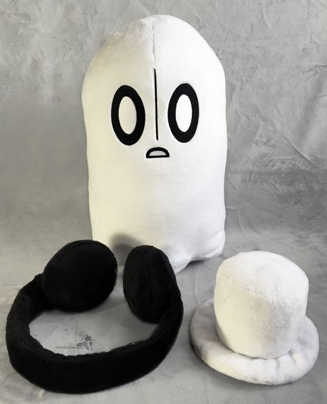 Napstablook by HollyIvyDesigns.deviantart.com on @DeviantArt Napstablook Pfp, Undertale Plushies, Deltarune Plush, Creepy Plushies Aesthetic, Undertale Plush, Horror Stuffed Animals, Undertale Cosplay, Flowey The Flower, Undertale Game