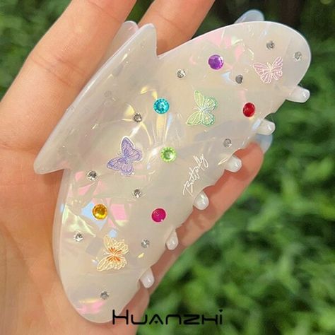 $1.89 25％ Off | Laser Acetic Acid Colorful Zircon Letter Butterfly Sticker Hair Claws for Women Daily Trendy Y2K Jewelry Resin Shark Clip New Surprise Box Gift, Y2k Jewelry, Hair Accessories Collection, Butterfly Hair Clip, Butterfly Hair, Elegant Hairstyles, Flower Hair Clips, Hair Claw, Hair Accessories For Women