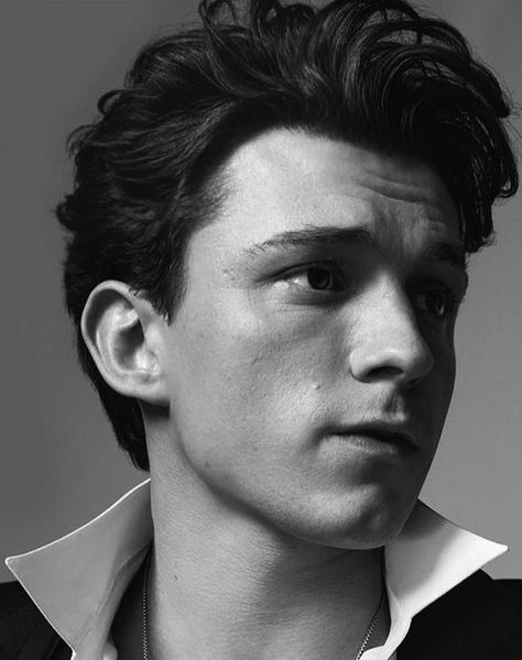 Sketch Pencil, Peter Parker, Tom Holland, Gq, Holland, Sketch, Pencil