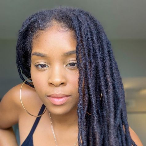 10 Things You Should Know Before Starting Your Loc Journey Locs Journey Before And After, Loc Journey Before And After, Locs Journey, Loc Inspiration, Natural Afro, Beautiful Locs, Natural Hair Stylists, Polished Hair, Natural Afro Hairstyles