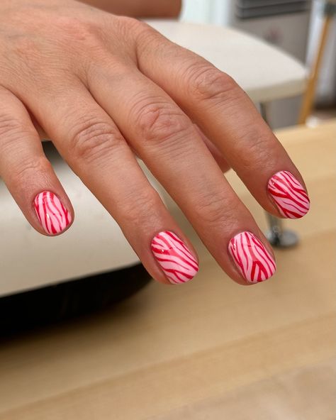 animal print is here to stay 🫡 this set of pink & red zebra print nails was a delight to paint obsessed using Holly & Carries Cosmo by @the_gelbottle_inc i’ve such a backlog of delicious sets, they’re on the way ⚡️ along with some news about my job situation 😌 with good care + daily cuticle oil application these will stay in great condition for 3-4 weeks i’m caitlin, a home studio based nail tech in colchester ⚡️ #colchester #colchesternails #essex #essexnails #zebranails #zebraprin... Pink And Red Zebra Nails, Bright Zebra Print Nails, Red Zebra Print Nails, Red Zebra Nails, Animal Print Uñas, Pink Zebra Nails, Red Zebra Print, Zebra Print Nails, Zebra Nails