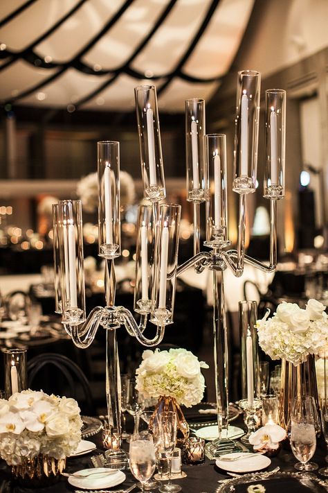 Glass Candelabra Centerpiece Wedding, Glass Candelabra Centerpiece, Candleabras Wedding, Candleabra Wedding, Wedding Spanish, Mixed Metals Wedding, Candelabra Wedding Centerpieces, Wedding Design Board, Candle In The Dark