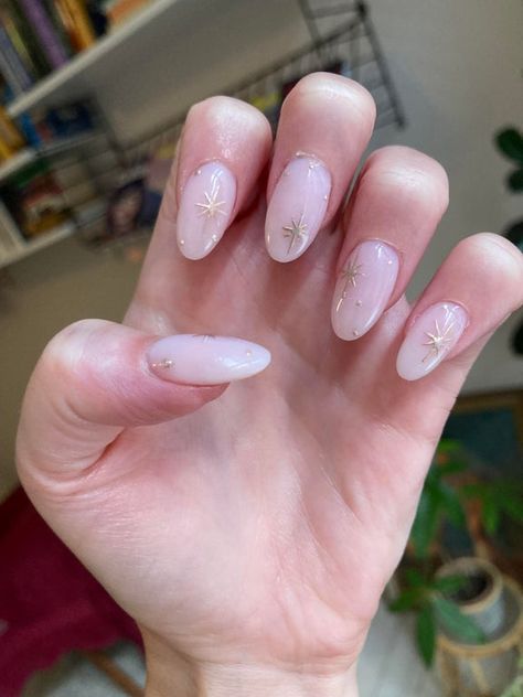 Funny Bunny Nail, Funny Bunny Nails, Nail Contest, Pinterest Nail Ideas, Stars Nails, Bunny Nails, Cute Ear Piercings, Funny Bunny, Basic Nails