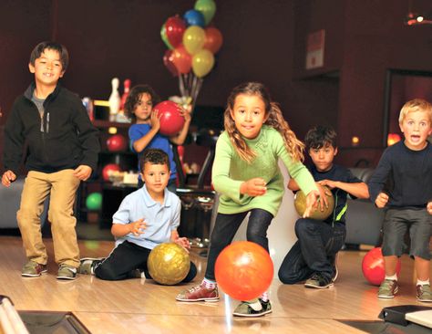 Bowling Alleys with Free and Cheap Bowling for Kids All Over LA Kids Bowling, Los Angeles With Kids, Birthday Party Venues, Kids Things To Do, Bowling Party, Bowling Alley, Deer Park, Party Places, Fun For Kids