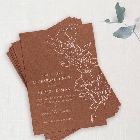 white ink on sepia: a little rich, a little modern, 100% yes.  #weddingdetails #weddingpaper #weddinginvitations #rehearsaldinnerinvitations #rehearsaldinnerideas #weddinginvites #calligraphy #moderncalligraphy #dailydoseofpaper #weddingideas #weddingplanning #weddinginspiration #organicwedding #meaningfulwedding #bohobride #bohowedding #fineartwedding #luxurywedding #destinationwedding #weddingstationery #stationery #whiteink #organicweddings #modernwedding #modernbride #minimialistbride Terracotta Wedding Stationery, Boho Calligraphy, Wedding Invitation Layout, Field Party, Unique Wedding Cards, Chic Invitation, Cowgirl Wedding, Minimalist Wedding Invitation, Modern Minimalist Wedding