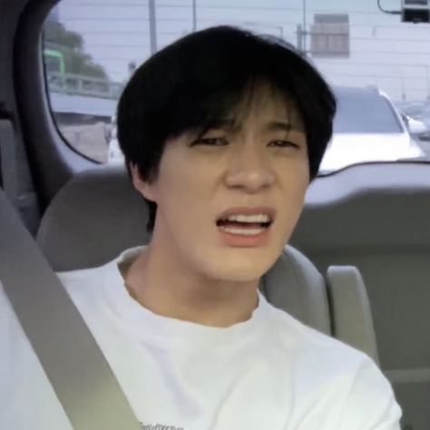 Jeno Meme, Nct Funny, Confused Face, Dream Pictures, Jokes Pics, Cartoon Jokes, Meme Faces, Kpop Funny, Funny Faces